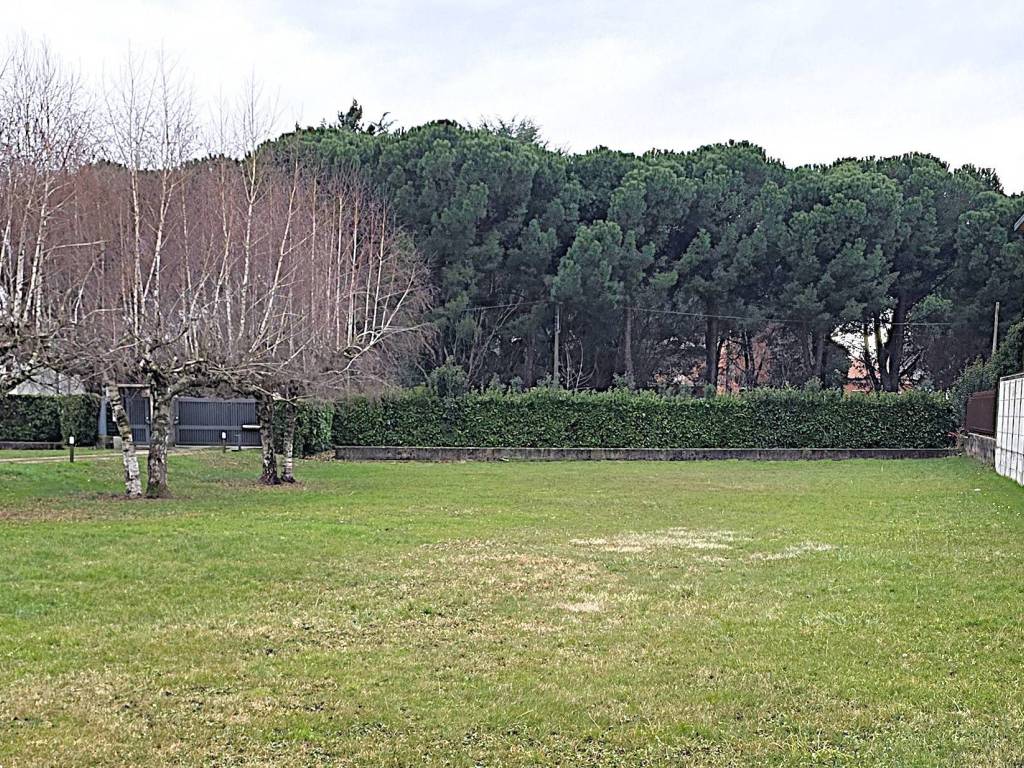 Terreno a Cassano magnago in Via Mario Albino Bonicalza, 54 - Foto 3