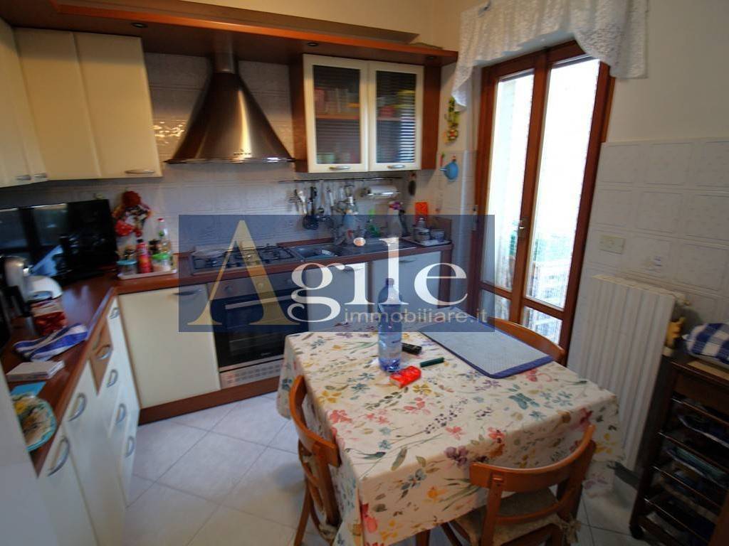 Appartamento a Ascoli piceno in VIA TREVIRI - Foto 4