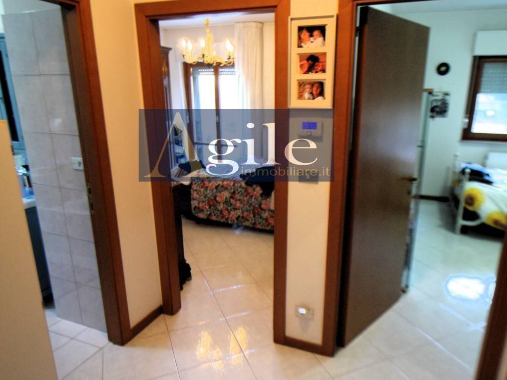 Appartamento a Ascoli piceno in VIA TREVIRI - Foto 5