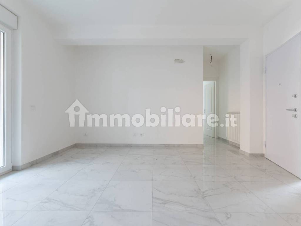 Appartamento a Ladispoli in Via Oneglia - Foto 3