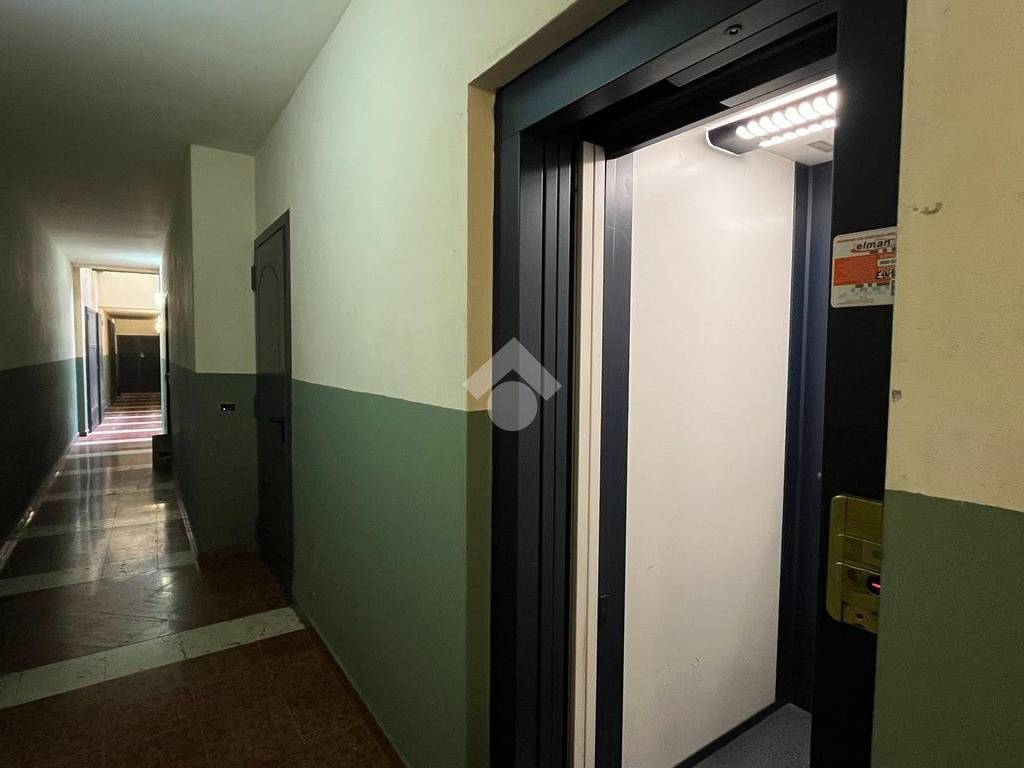 Appartamento a Parma in Strada Massimo D'Azeglio, 75 - Foto 3