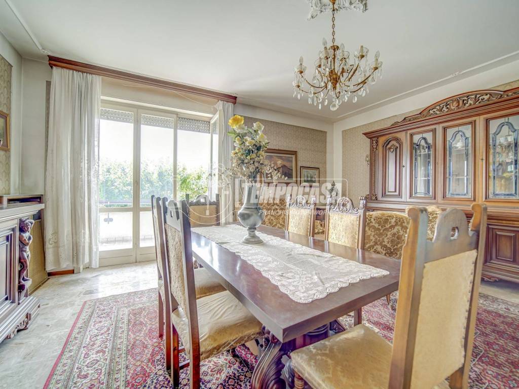 Appartamento a Sesto calende in Via Piave - Foto 3