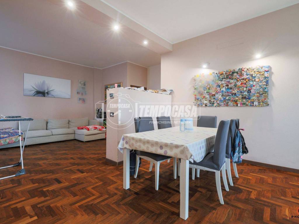 Appartamento a Massa lombarda in Viale Giulio Zaganelli - Foto 4
