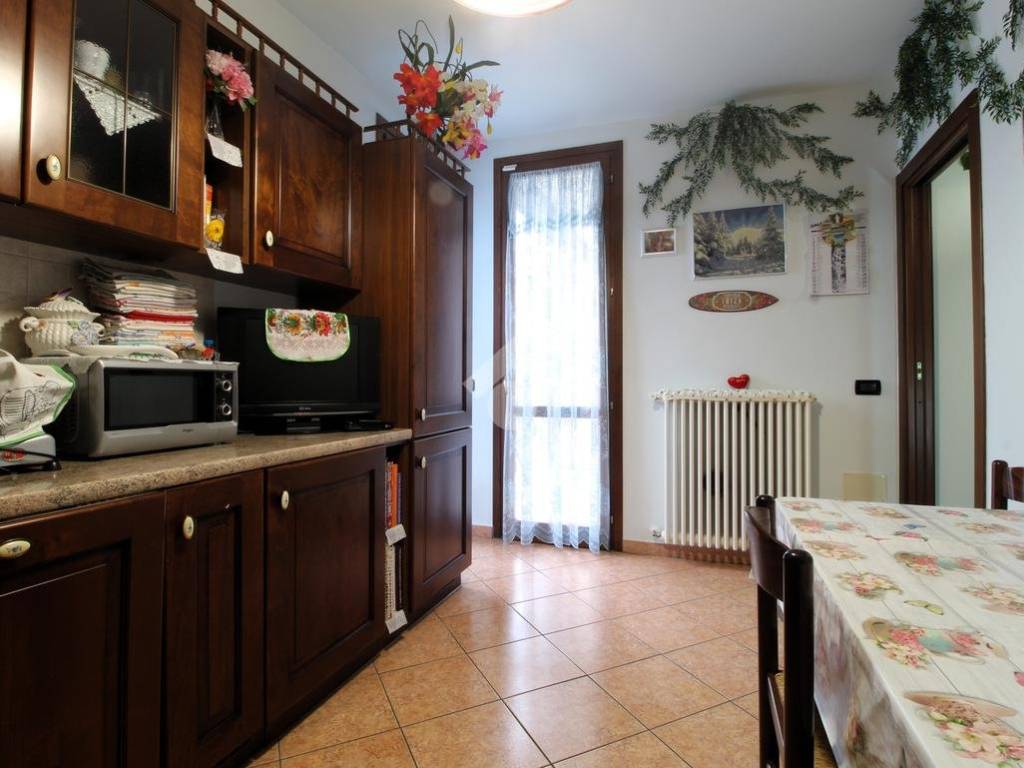 Villetta a schiera a Reggio emilia in Via Martiri di Cervarolo - Foto 3
