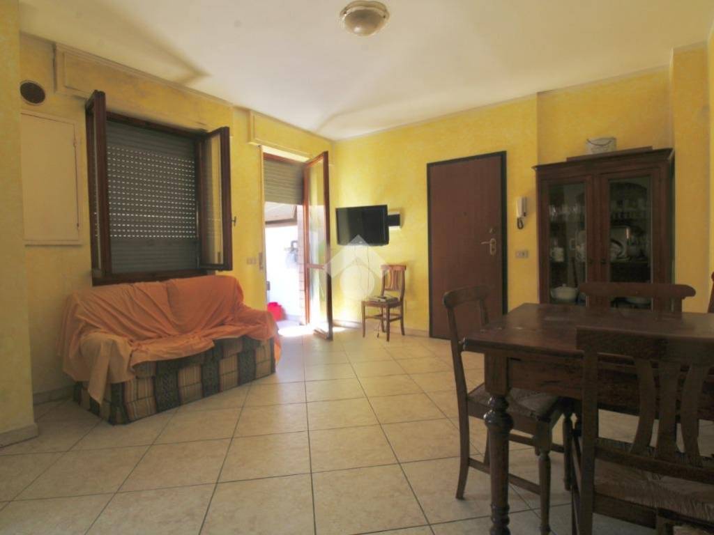 Appartamento a Cascina in Via Ippolito Nievo, 15 - Foto 2