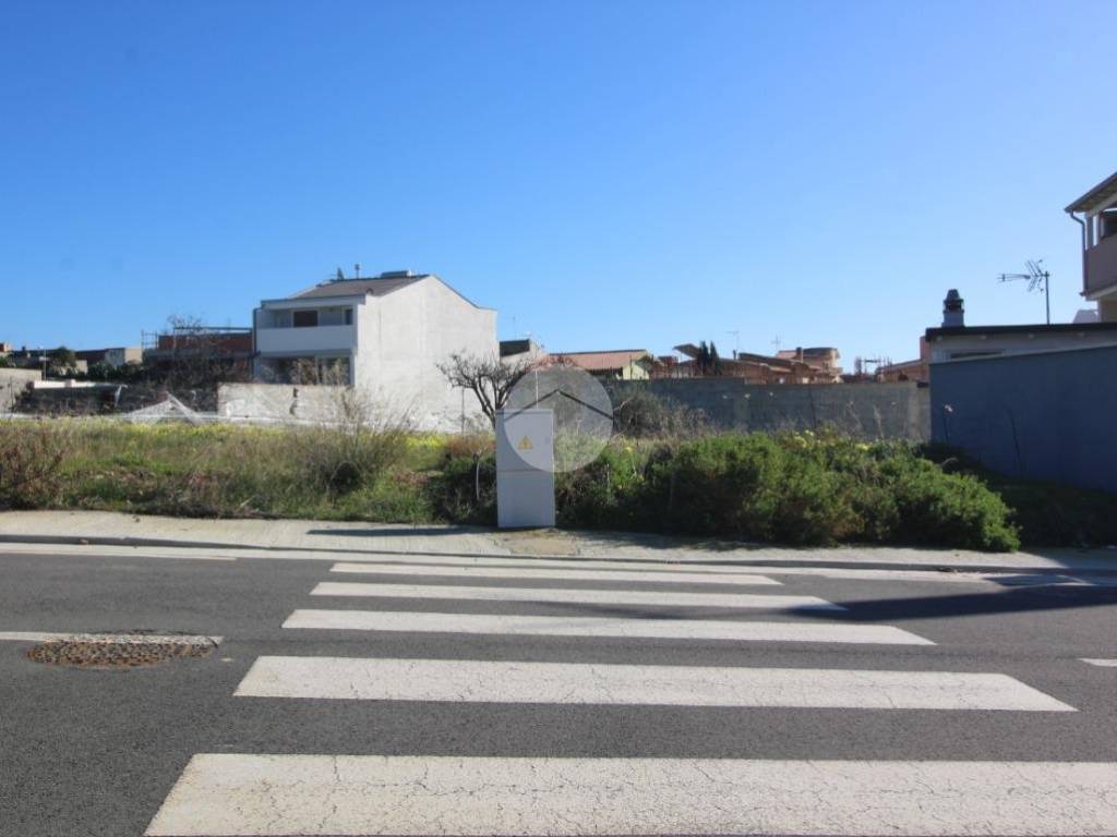Terreno a Sinnai in Via Francesco Petrarca - Foto 5