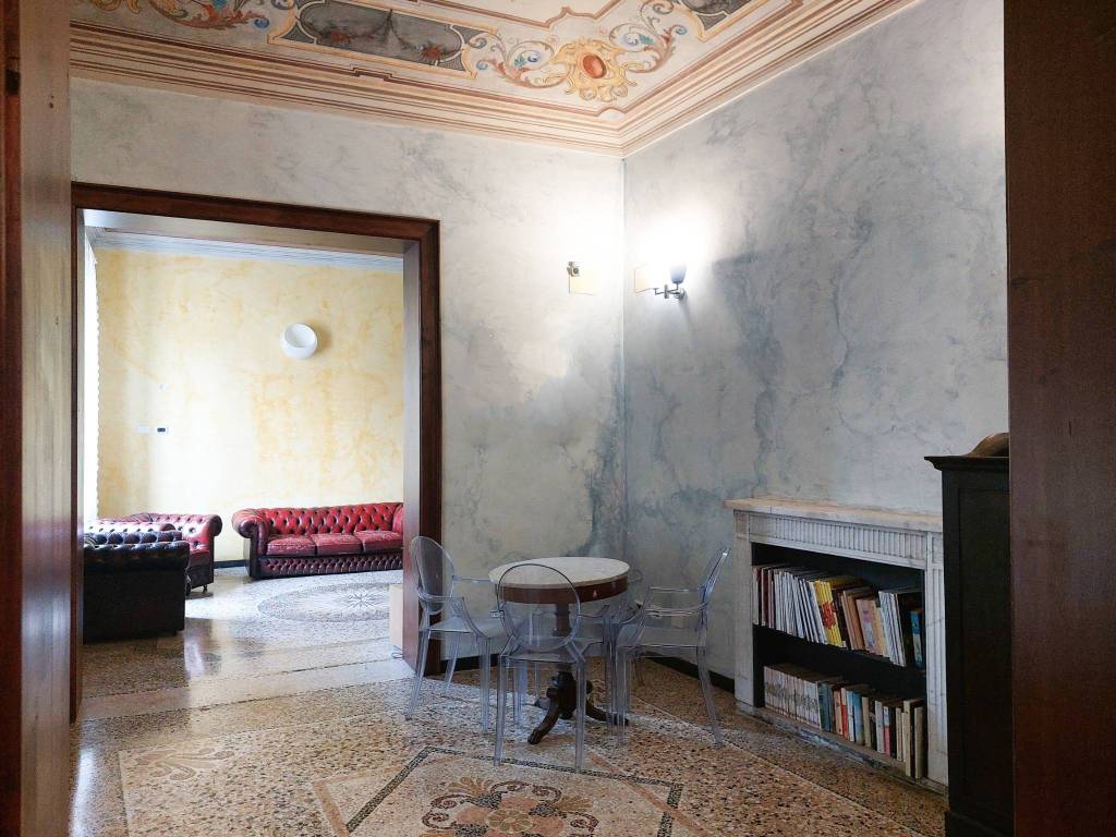 Appartamento a Savona in Piazza Armando Diaz, 7 - Foto 3