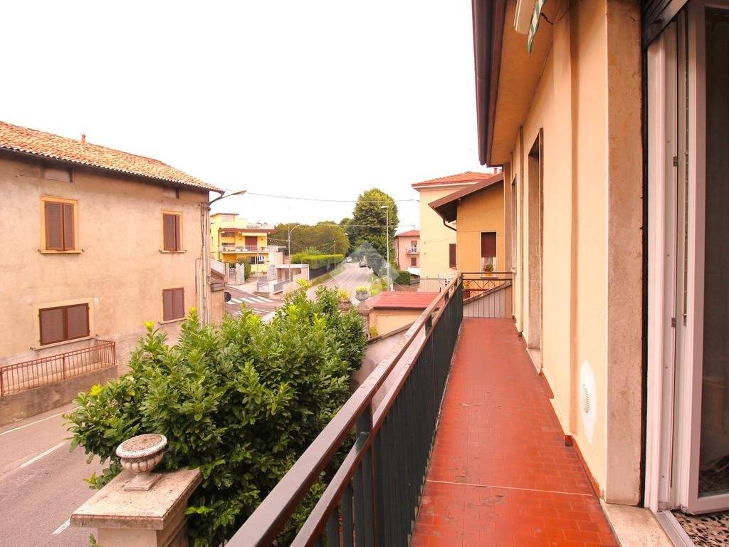 Appartamento a Monticello brianza in via Provinciale, 12 - Foto 2