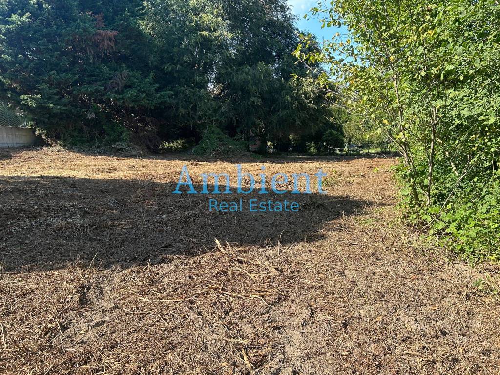 Terreno a Comabbio in Via P. Campiglio - Foto 4