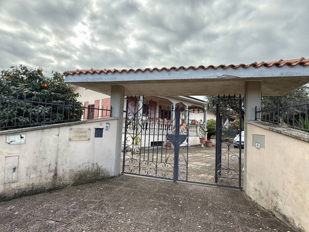 Villa a Lariano in Via Don Luigi Sturzo, 4 - Foto 3