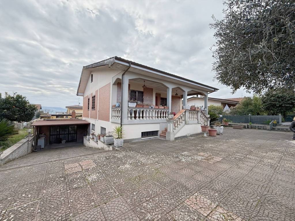 Villa a Lariano in Via Don Luigi Sturzo, 4 - Foto 4