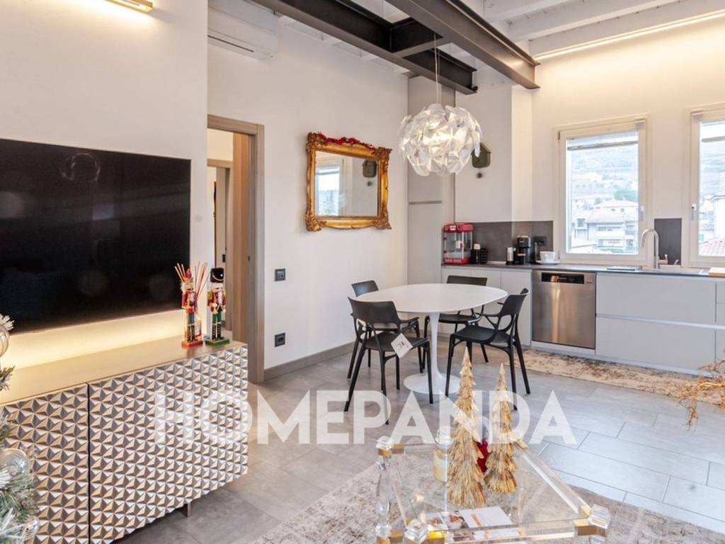 Appartamento a Verona in Via delle Logge, 21 - Foto 5