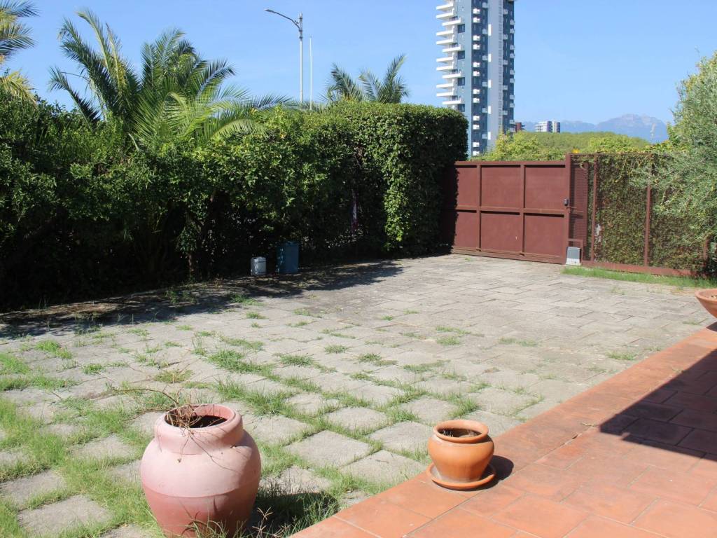 Villa a Salerno in Via degli Uffici Finanziari - Foto 3