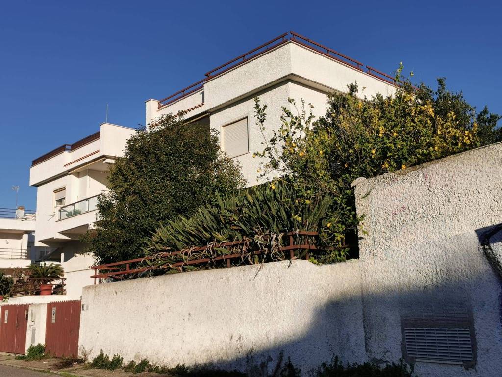 Villa a Santa marinella in Via Velca, 2 - Foto 2