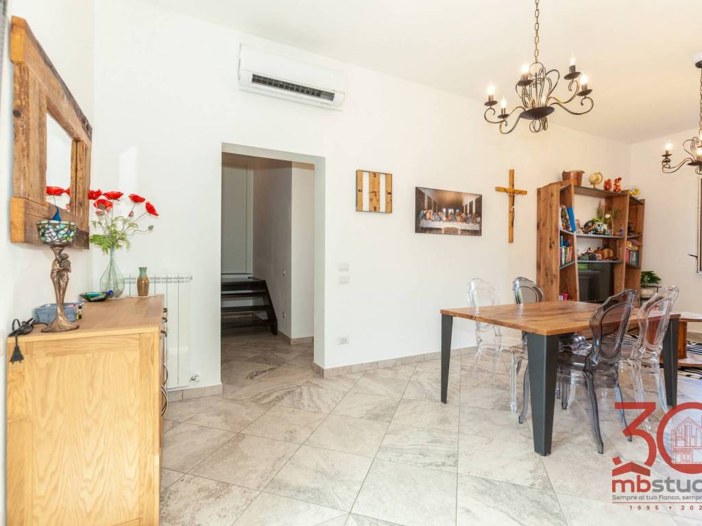 Appartamento a Locate varesino in Via alle Valli - Foto 5