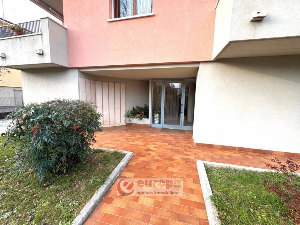 Appartamento a Vicenza in Viale Trento - Foto 3