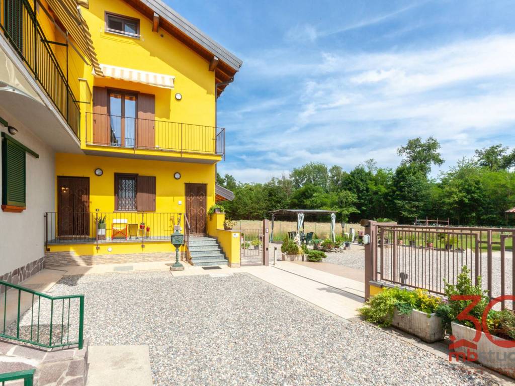 Appartamento a Locate varesino in Via alle Valli - Foto 3