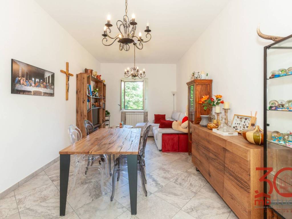 Appartamento a Locate varesino in Via alle Valli - Foto 4