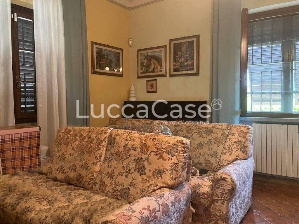 Villa a Porcari in Via Torre, , 55016 - Foto 3