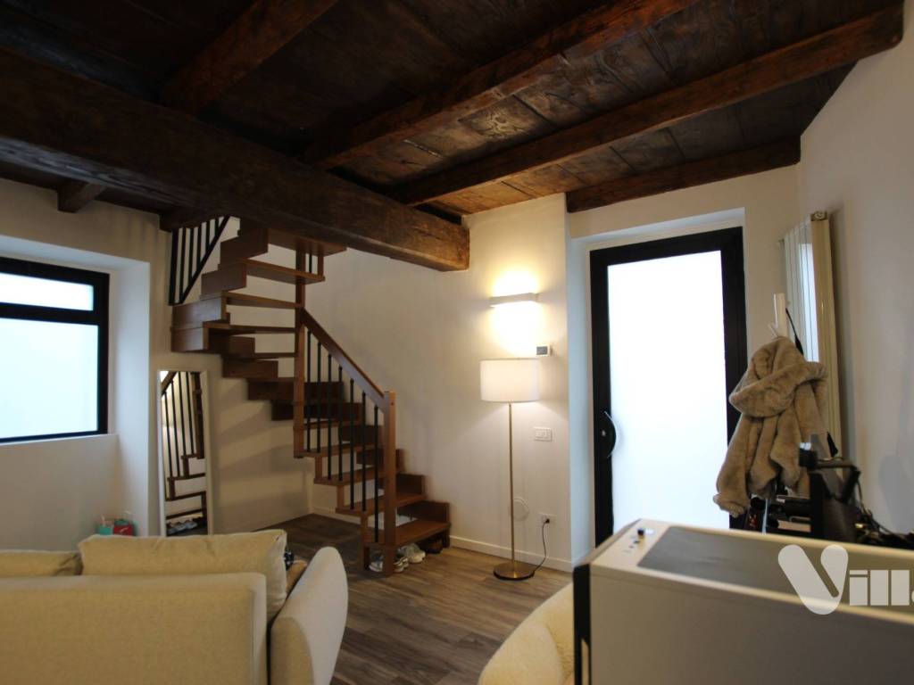 Casa indipendente a Oggiono in Via Longoni, 21 - Foto 5