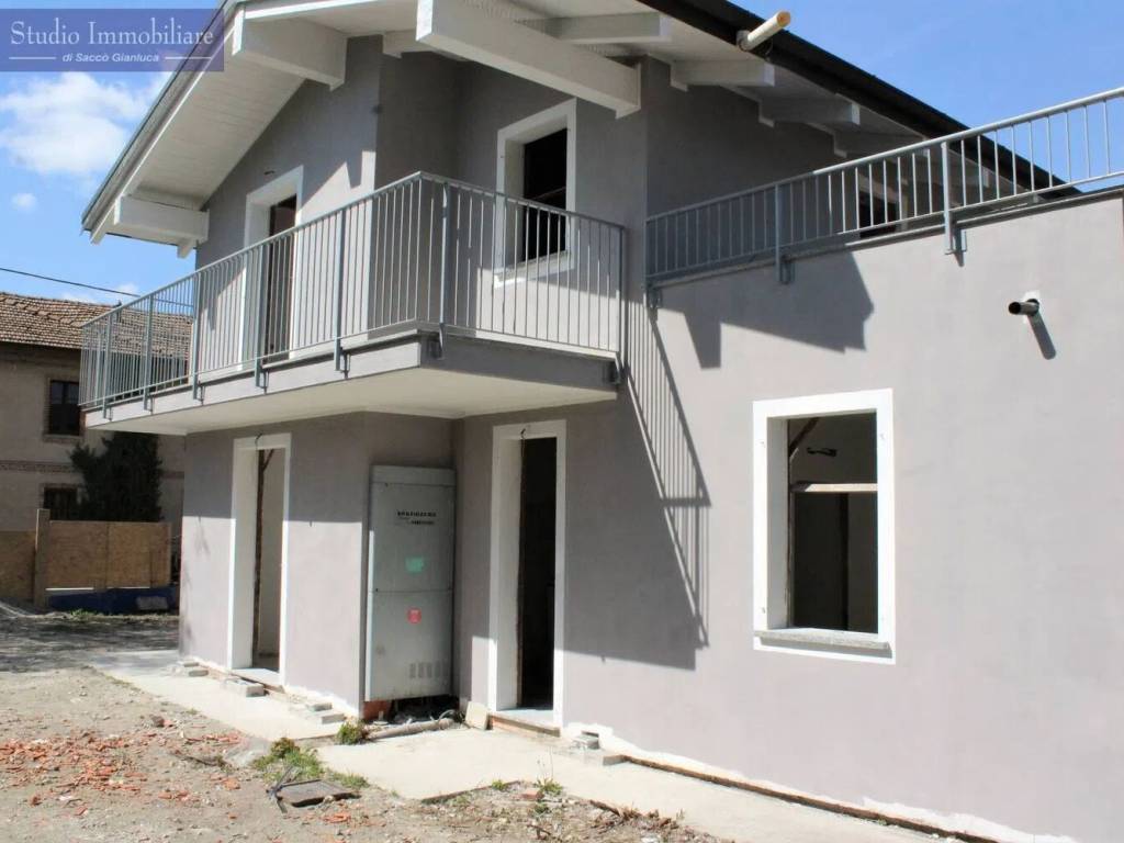 Villa a Castelletto di branduzzo in Via General Cantore - Foto 2