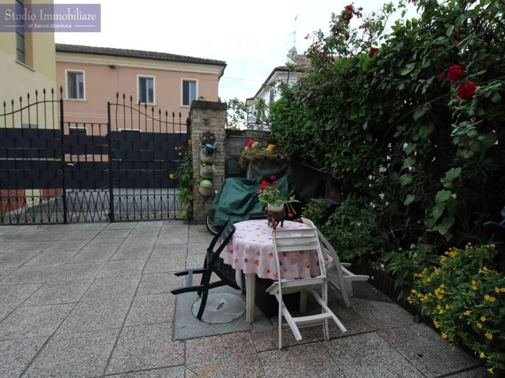 Villa a Bressana bottarone in Via A. Depretis, 62 - Foto 4