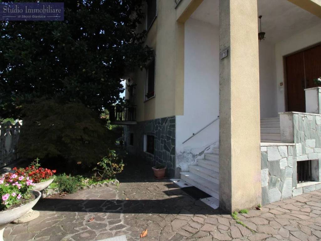 Appartamento a Casteggio in Via Montebello Della Battaglia, 7 -3 - Foto 3