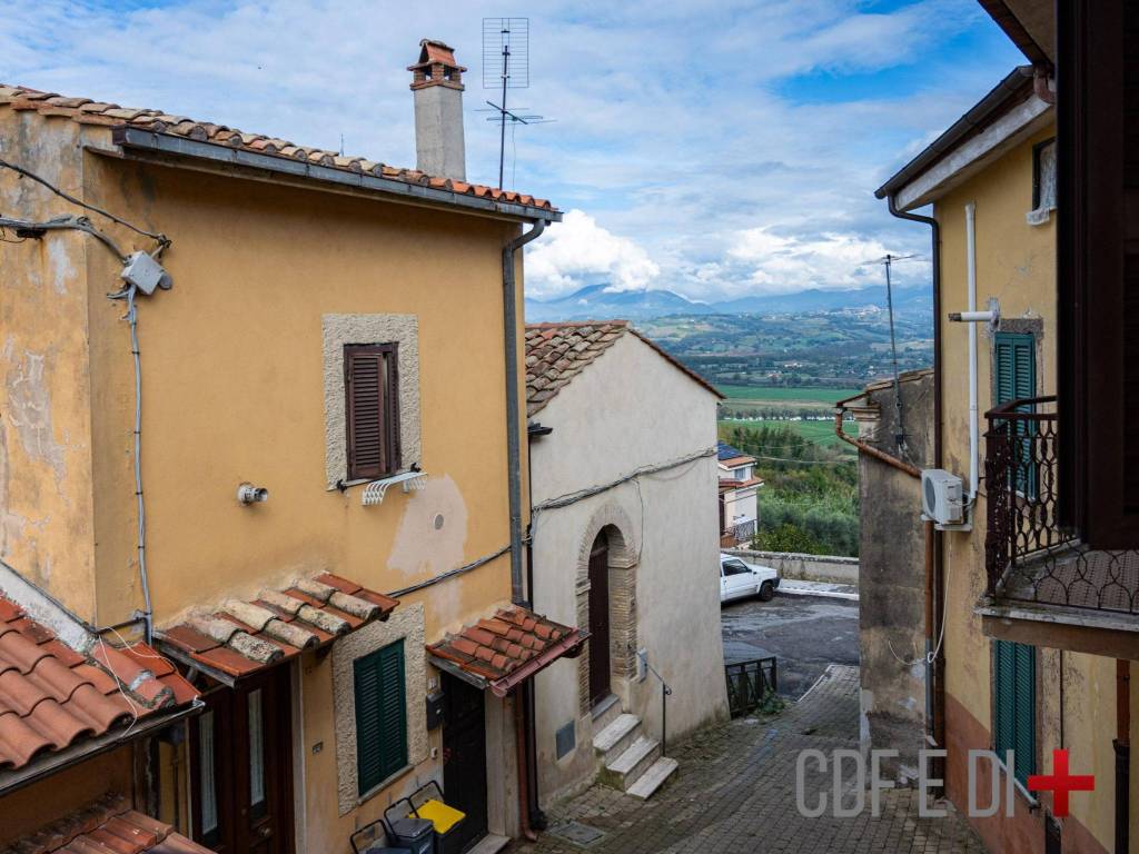 Casa indipendente a Torrita tiberina in Via del Plebiscito - Foto 2