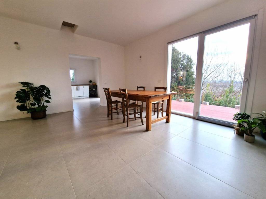 Casa indipendente a Grisignano di zocco in Via Vittorio Veneto - Foto 2