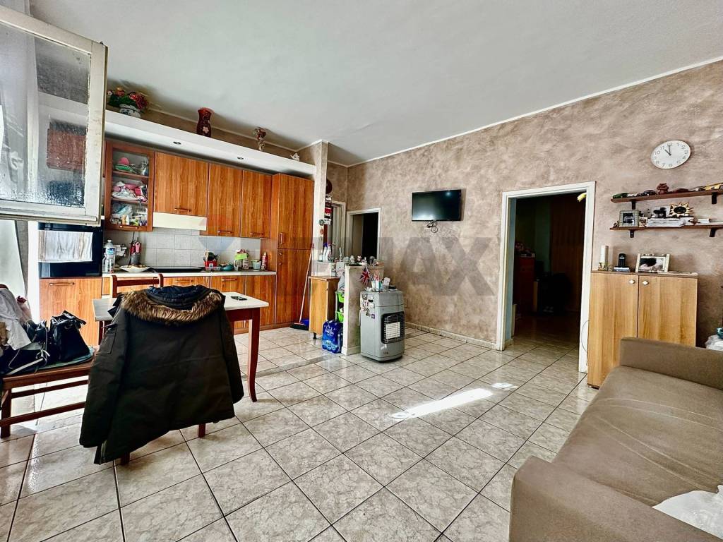 Appartamento a Catania in Via Emanuele Infantino, 22 - Foto 2