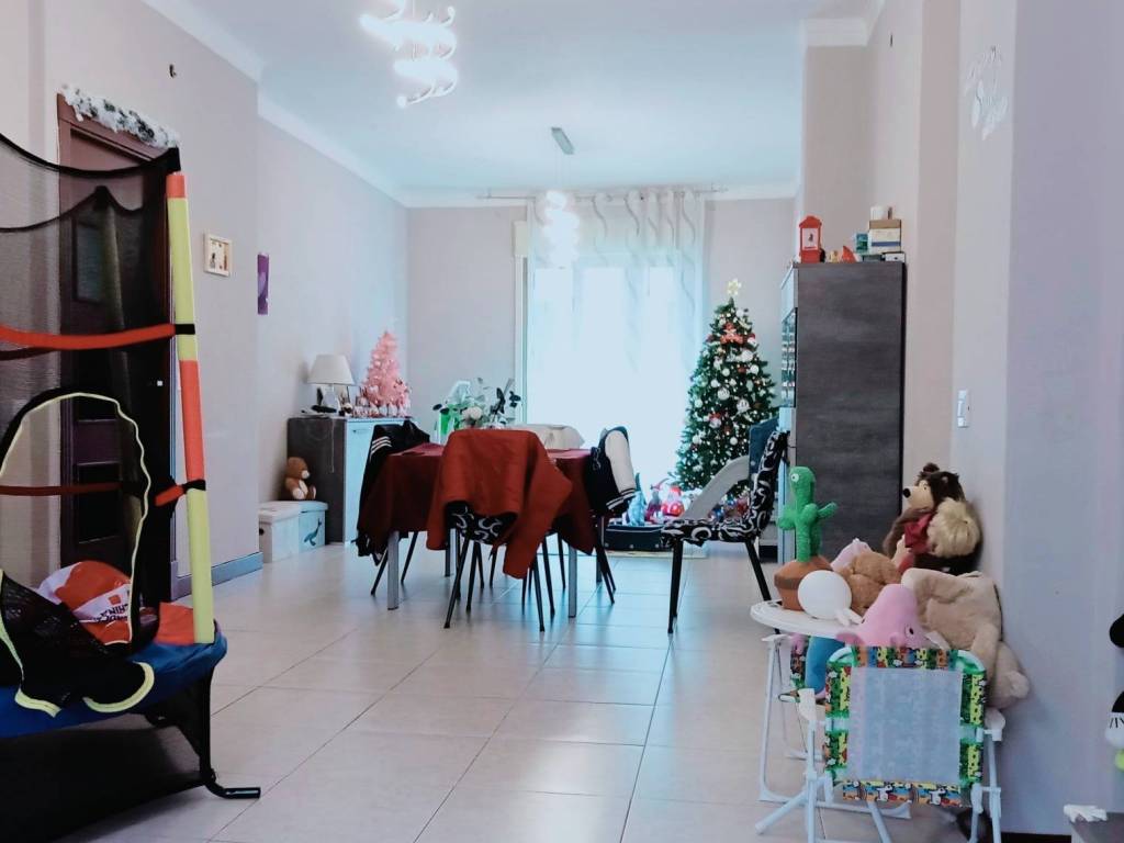 Appartamento a Sant'agata li battiati in Largo Barriera - Foto 2