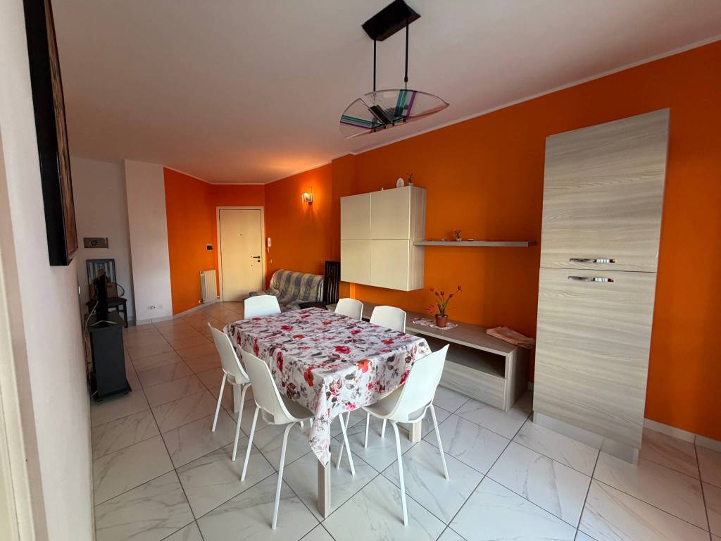 Appartamento a Alba adriatica in Via Abruzzo - Foto 2