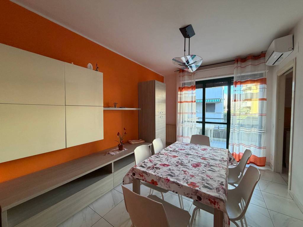 Appartamento a Alba adriatica in Via Abruzzo - Foto 5