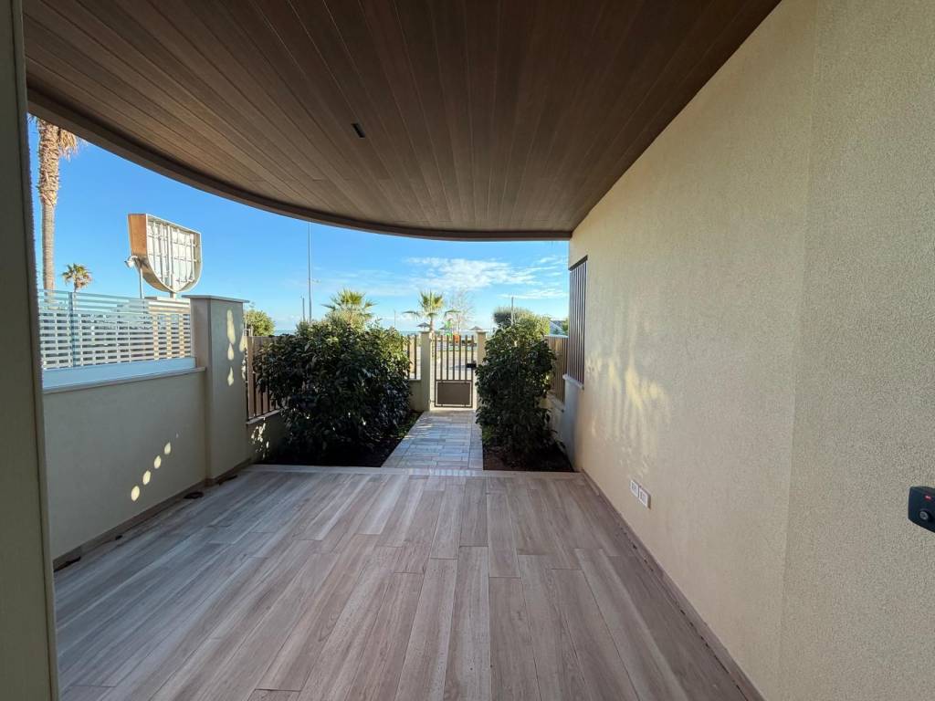 Appartamento a Alba adriatica in Lungomare Guglielmo Marconi, 324 - Foto 5