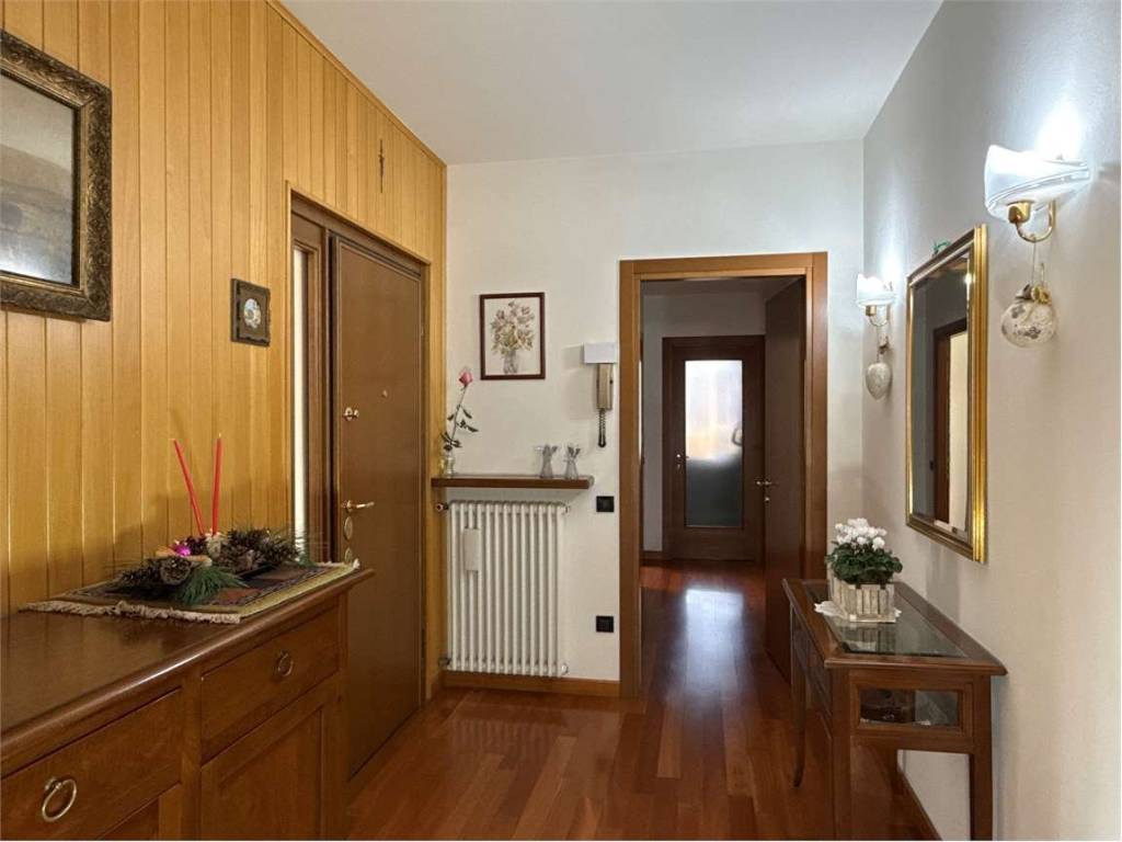 Appartamento a Vicenza in Viale Leonardo Da Vinci, 8 - Foto 2