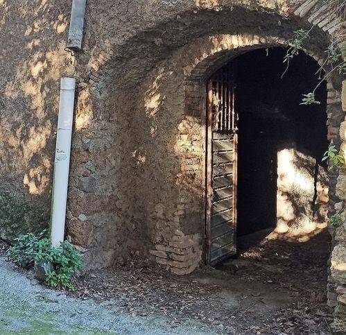 Box / garage a Viterbo in Via Dante Maiocchi 47 - Foto 2