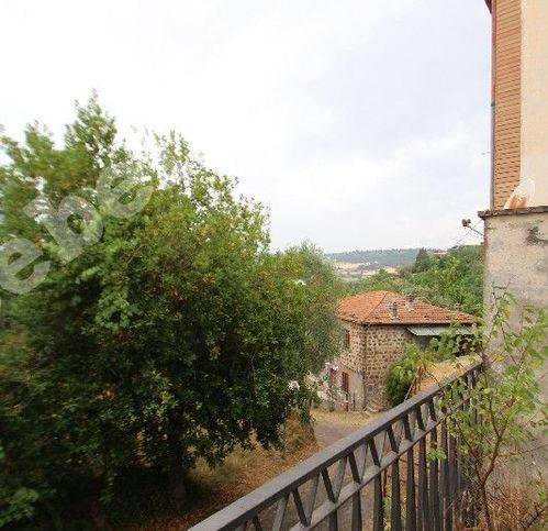 Appartamento a Viterbo in Strada Roccalvecce - Foto 3