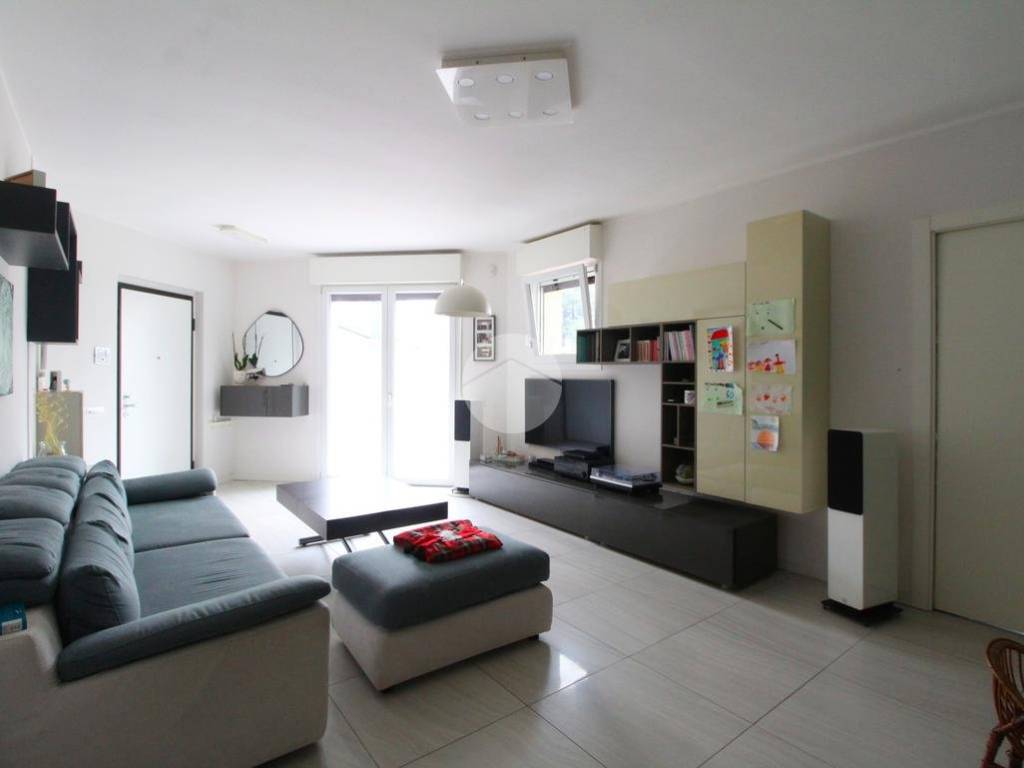 Appartamento a Magenta in Via Alda Merini, 26 - Foto 3