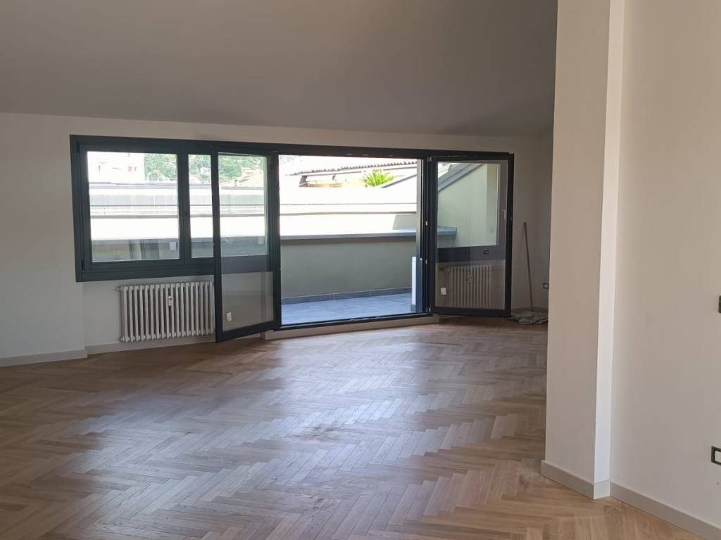 Appartamento a Brescia in Via Fratelli Lechi, 40 - Foto 4