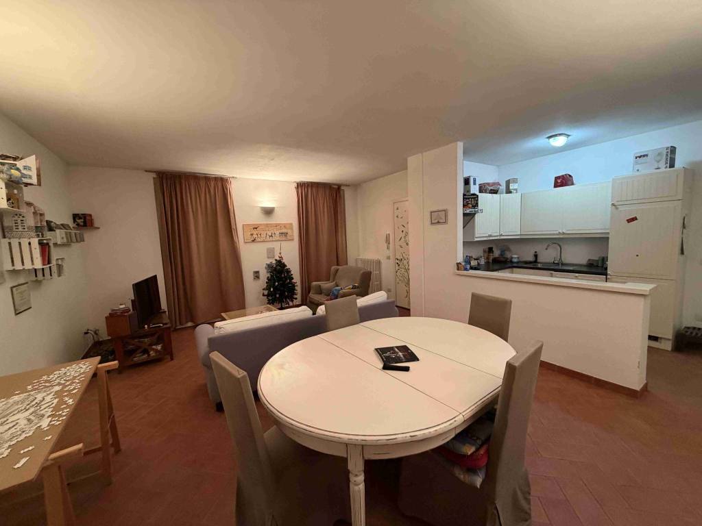 Appartamento a Sesto calende in Via alla Punta - Foto 2