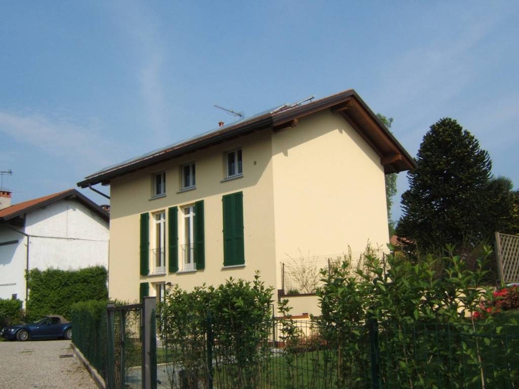 Appartamento a Sesto calende in Via alla Punta - Foto 5