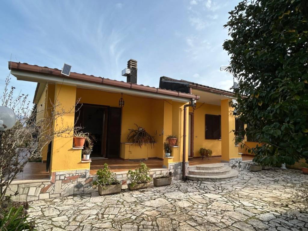 Villa a San cesareo in Via Lodi, 61 - Foto 2