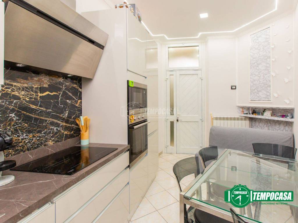 Appartamento a Castellanza in Via Buon Gesu' 4 - Foto 2