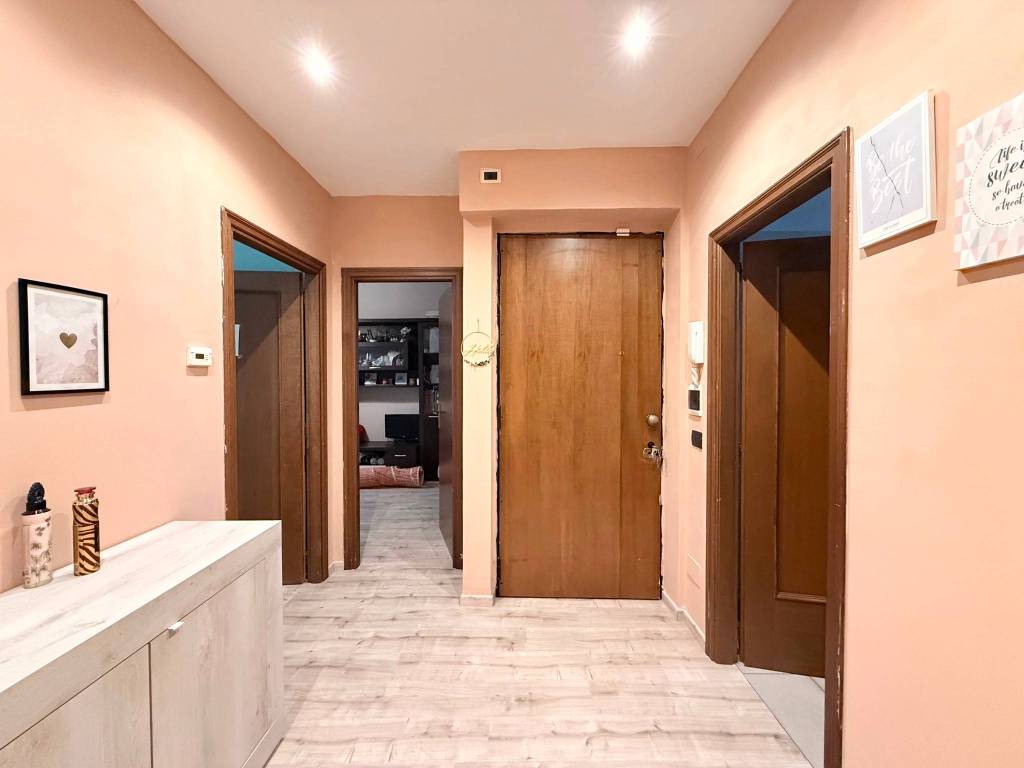Appartamento a Moncalieri in Via Camillo Benso di Cavour, 94 - Foto 5