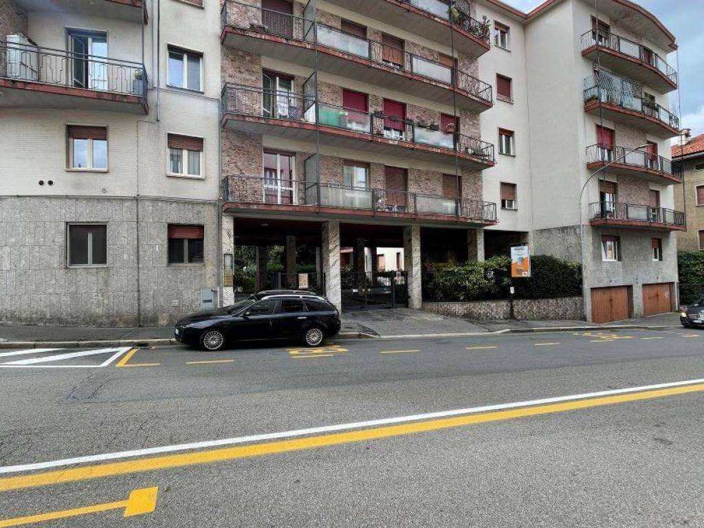 Appartamento a Varese in Via Paolo Maspero, 8 - Foto 2