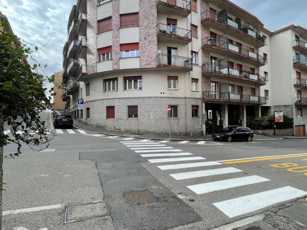 Appartamento a Varese in Via Paolo Maspero, 8 - Foto 3