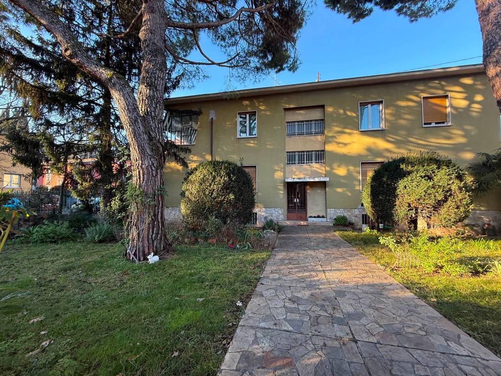 Appartamento a Brescia in Via San Rocchino, 21 - Foto 2