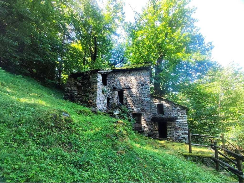Rustico / casale a Pont-saint-martin in località Colombera - Foto 3
