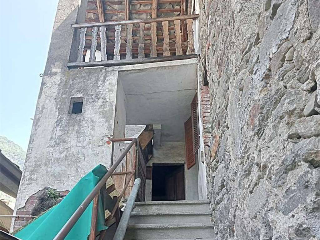 Rustico / casale a Lillianes in SR 44 - Foto 2