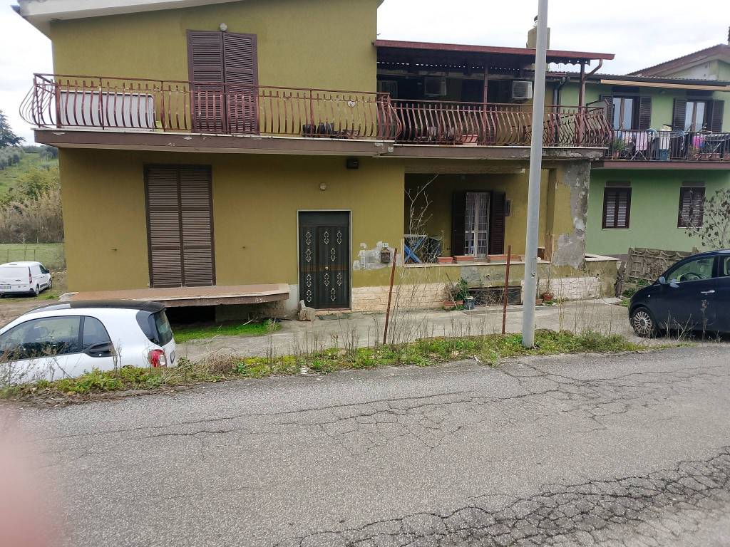 Appartamento a Albano laziale in Via Montagnano, 51 - Foto 3